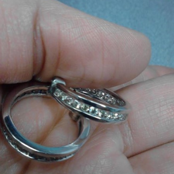 DiamondEarrings - Picture 2 of 4