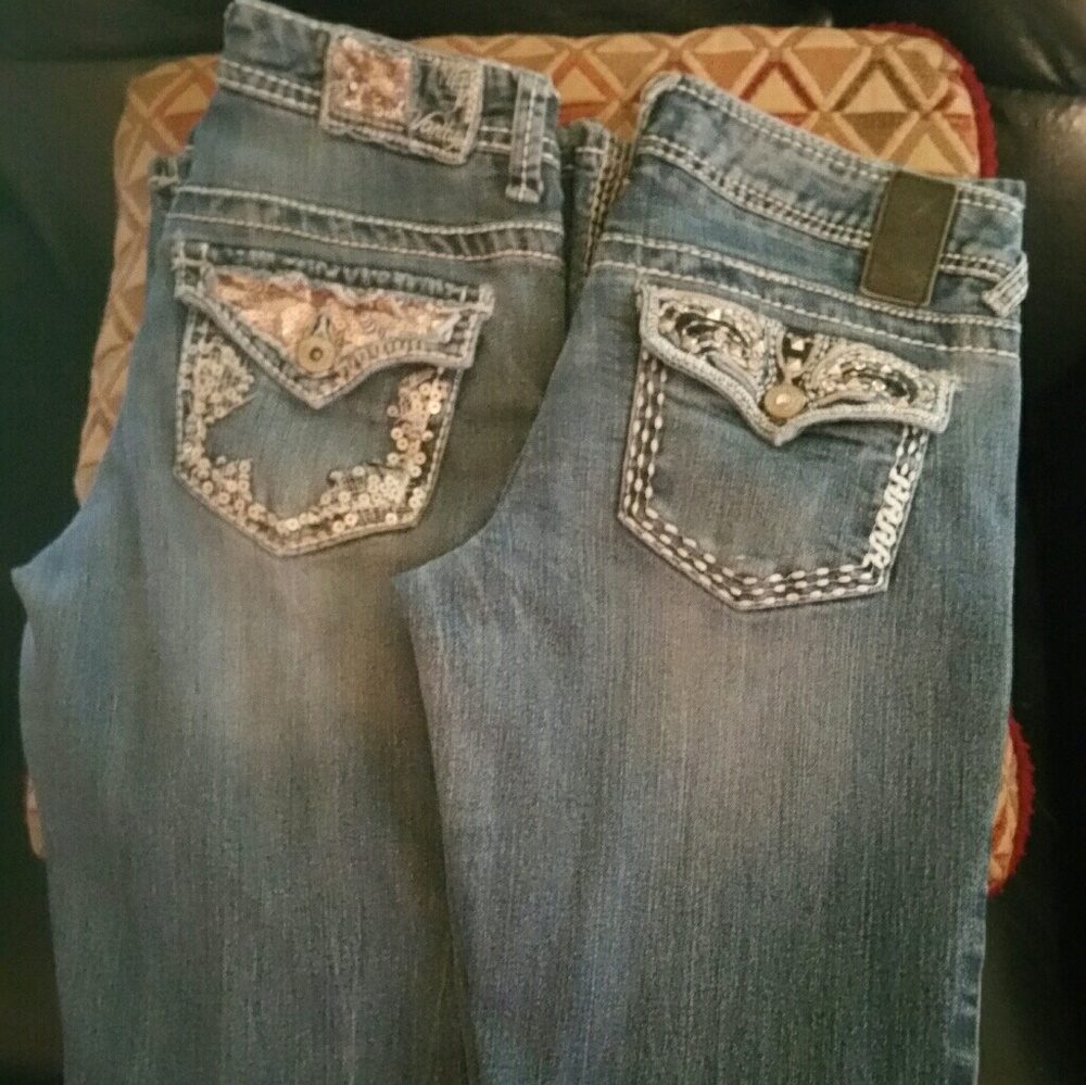 2 pair of Vanity jeans sz 23/33. 10.00 each