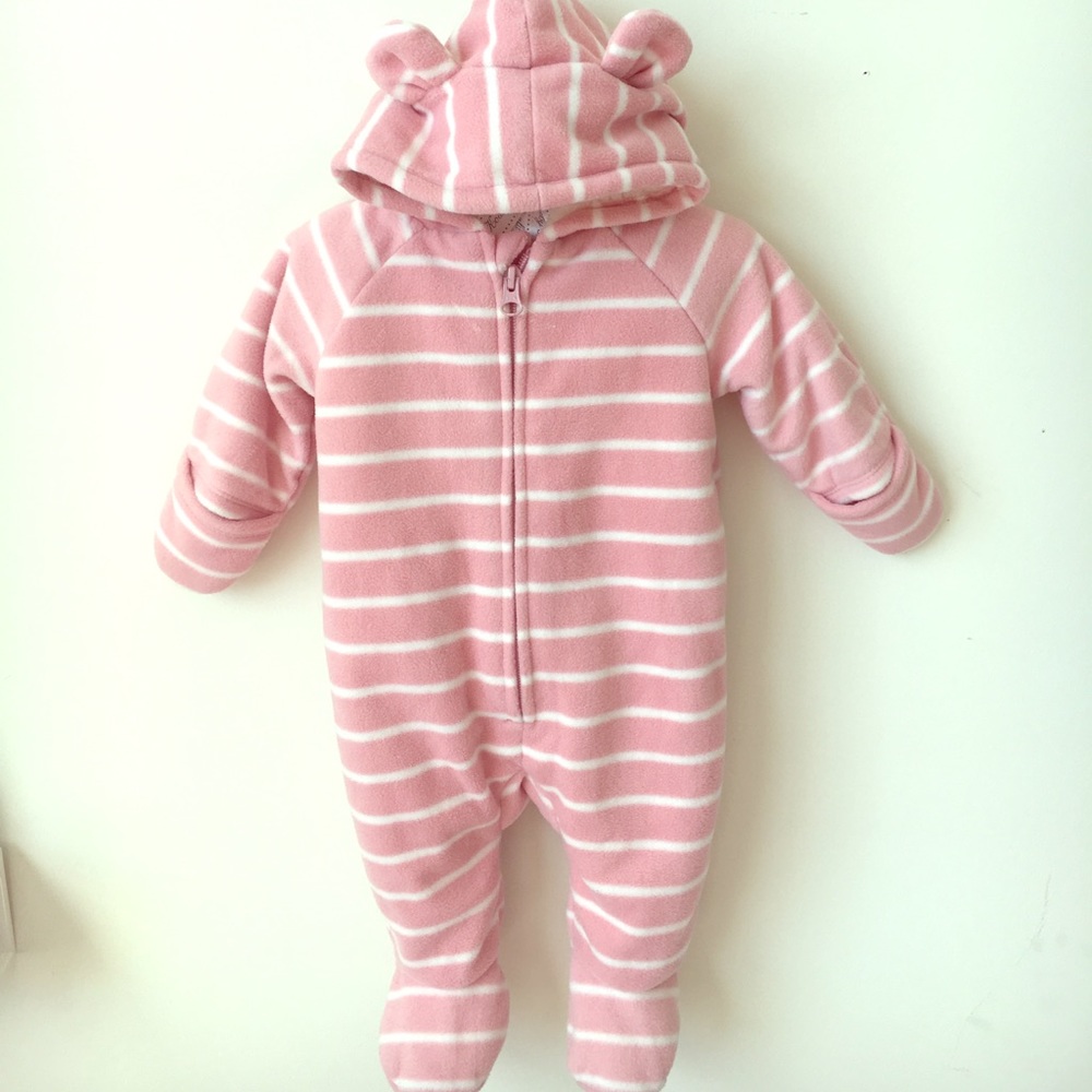 Snow suit baby 0-3 months Like NEW