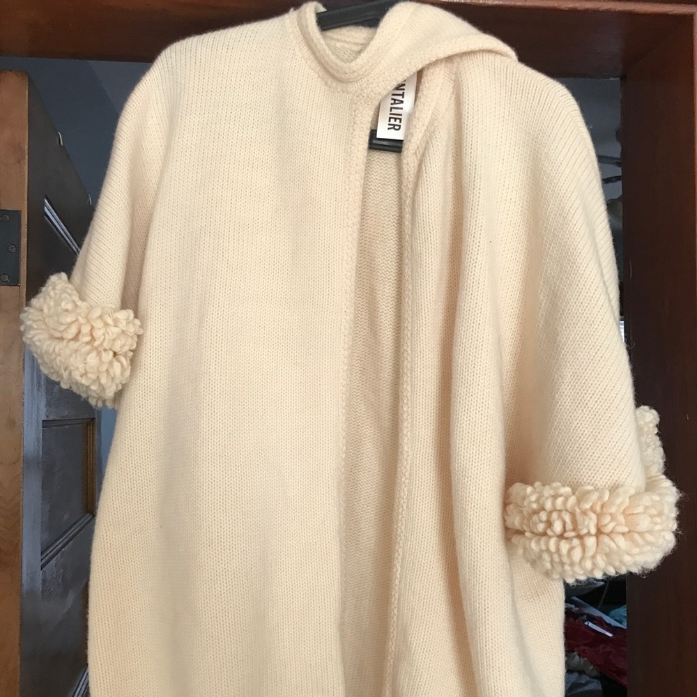 Vintage Leroy Knitwear Cape
