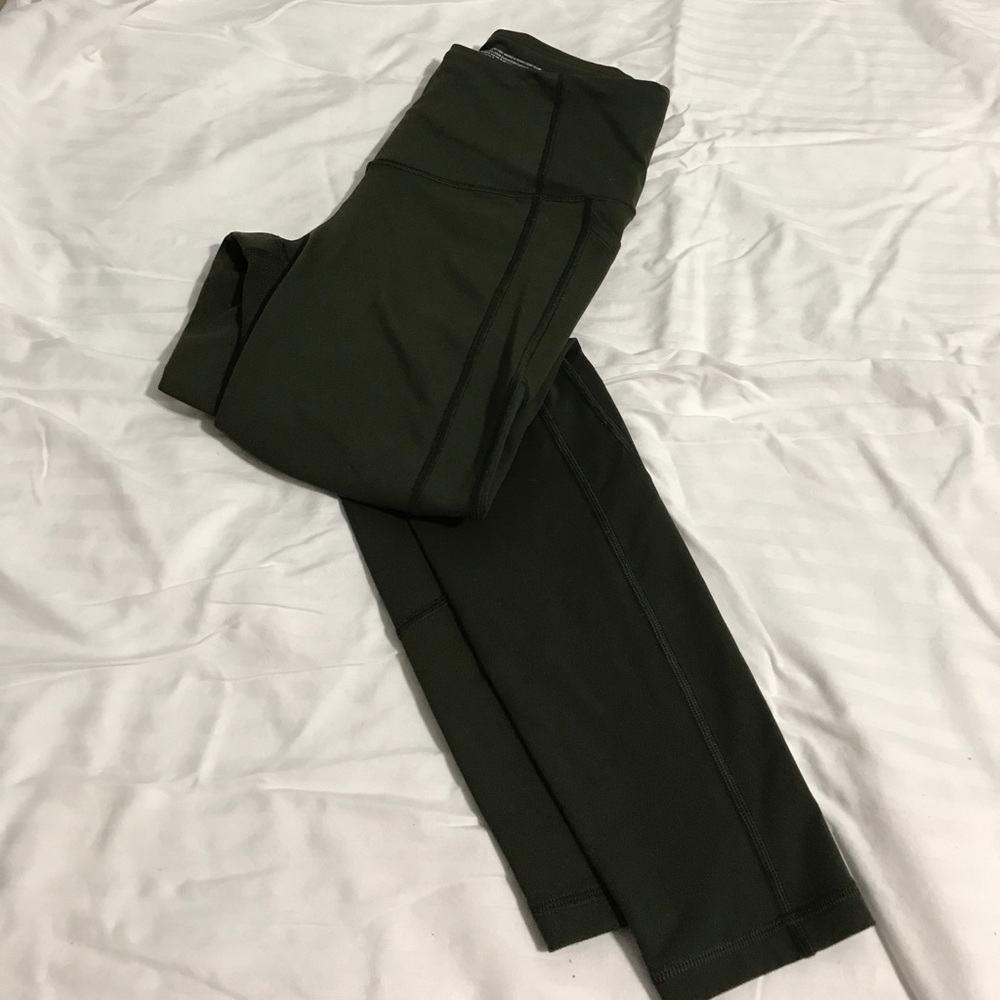 VS knockout workout leggings