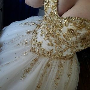 Ball gown