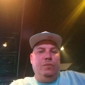 Meet your Posher, Charles