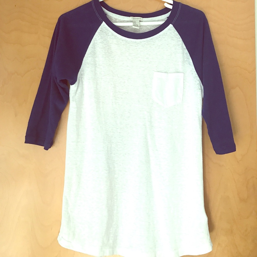 FOREVER 21 Baseball ⚾️ Tee