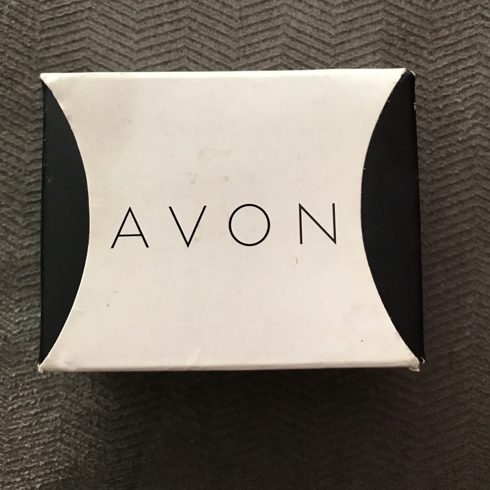 Avon Bracelet and Earring Set