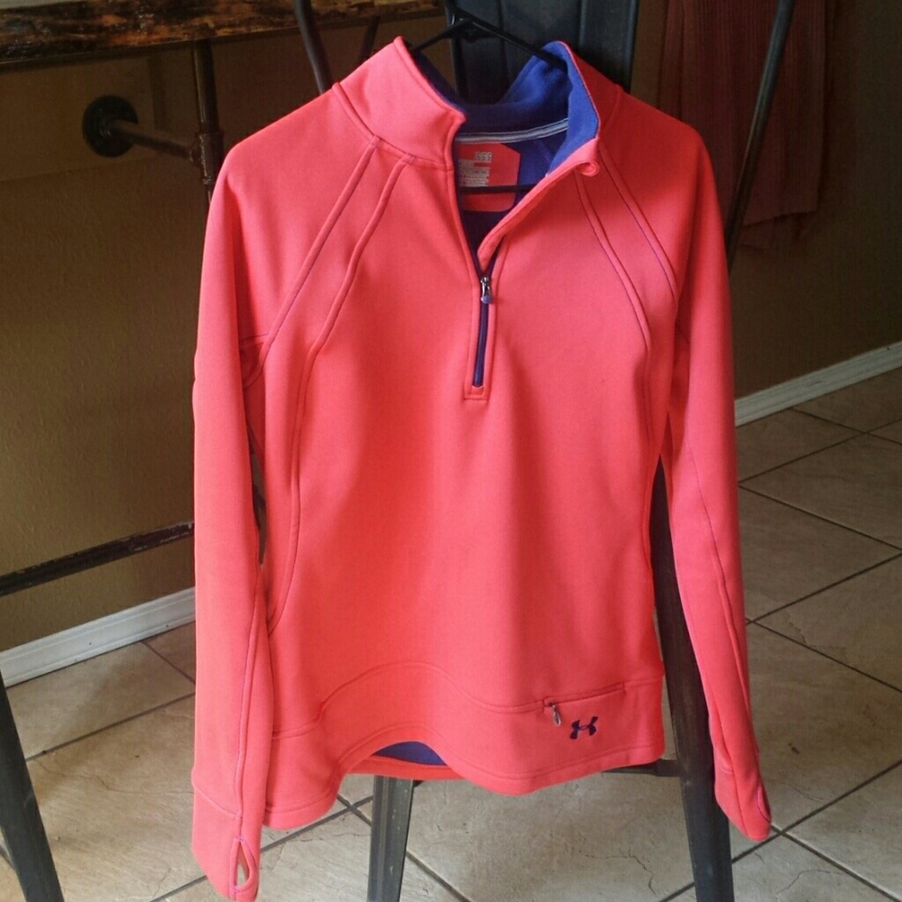 Under Armour pull over cold gear