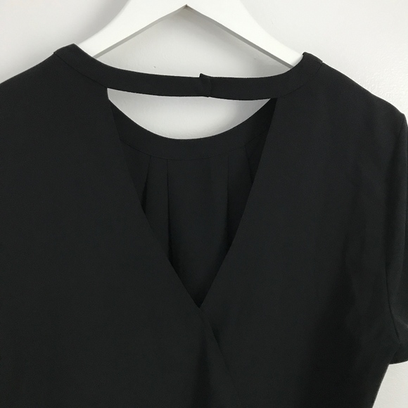 Banana Republic Open Back Black Blouse - Picture 4 of 6