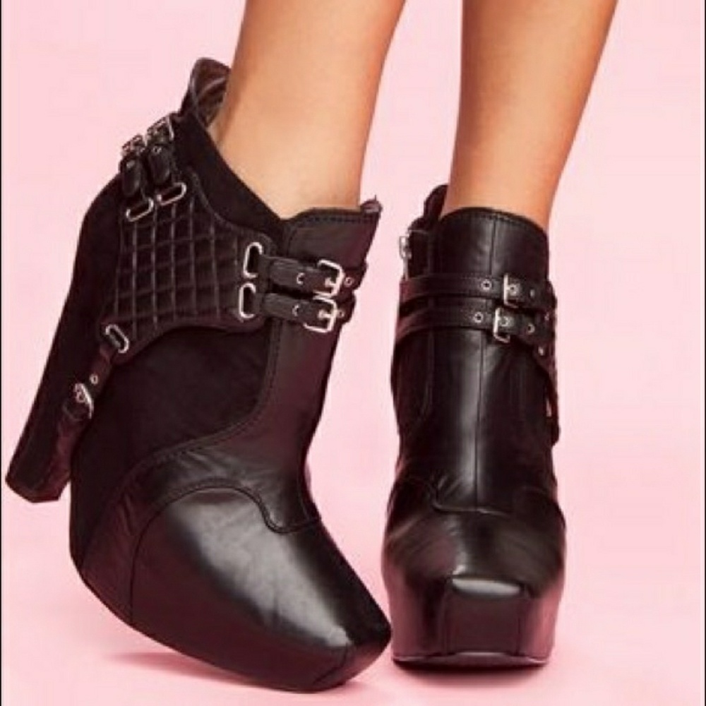 Sam Edelman Zoe Bootie