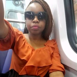 Meet your Posher, Agatha