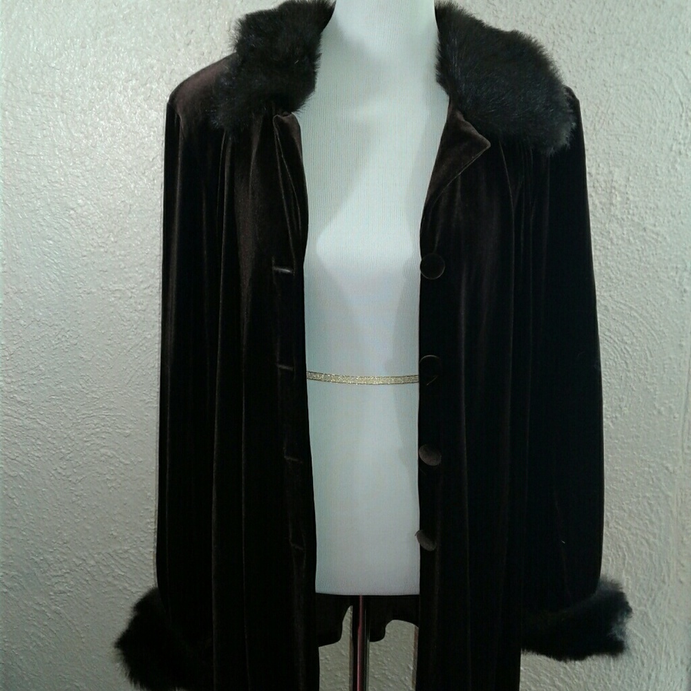 Vintage womens 1900s polyester velvet jacket