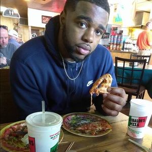 Meet your Posher, Ray