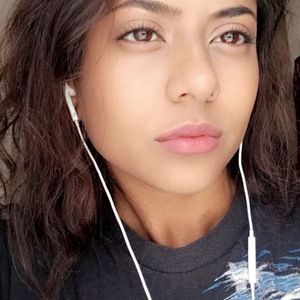 Meet your Posher, Angie