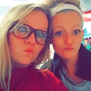 Meet your Posher, Joni