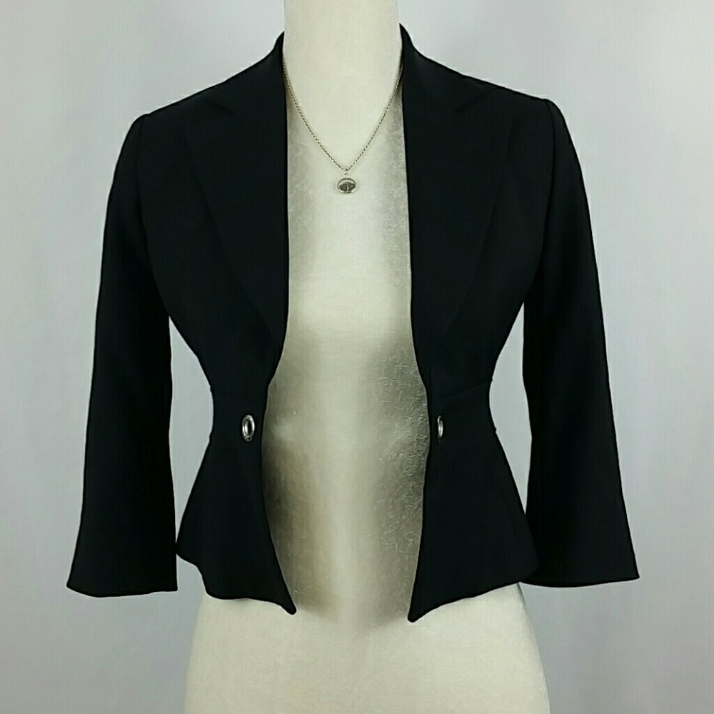 Black Banana Republic open front short blazer