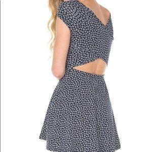 Brandy Melville floral cross back dress