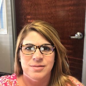 Meet your Posher, Christie