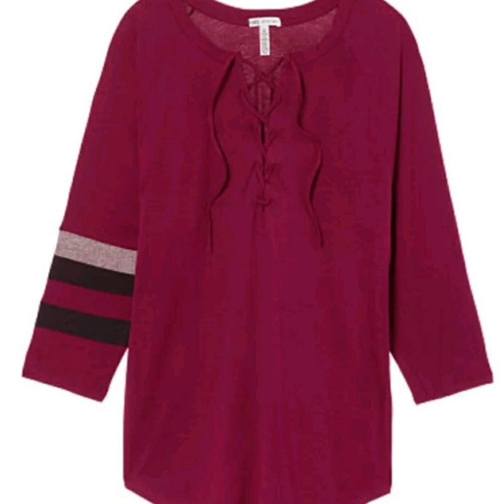 Victoria's Secret soft 3/4 sleeve