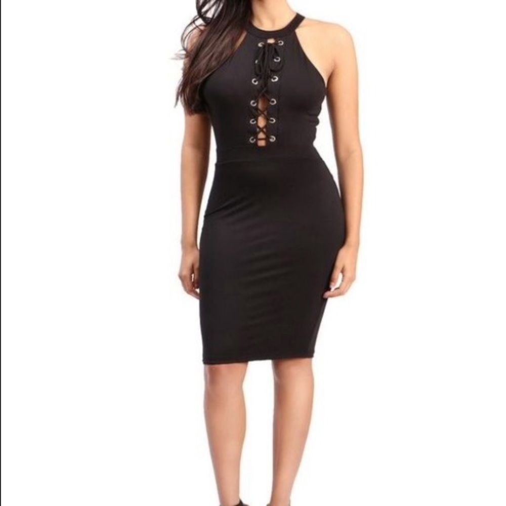 Classy Black Date Night Dress