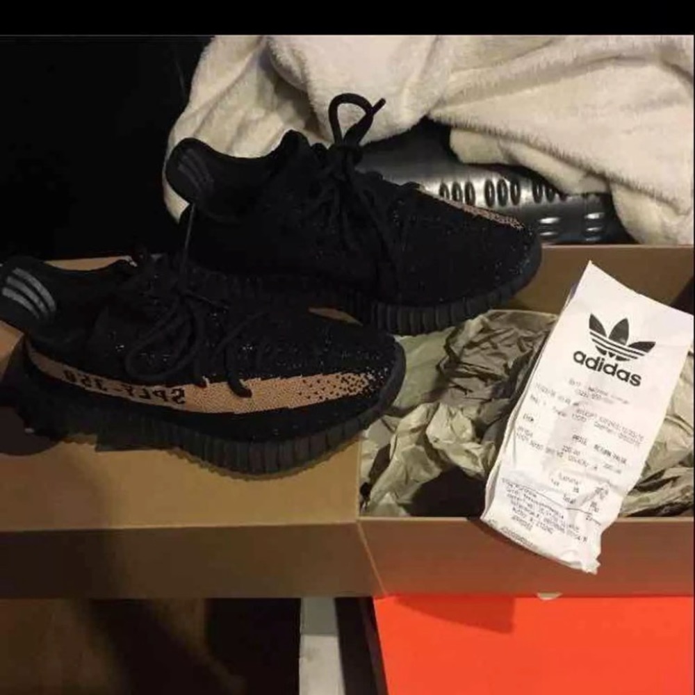 SOLD. Authentic yeezys copper / tan colorway