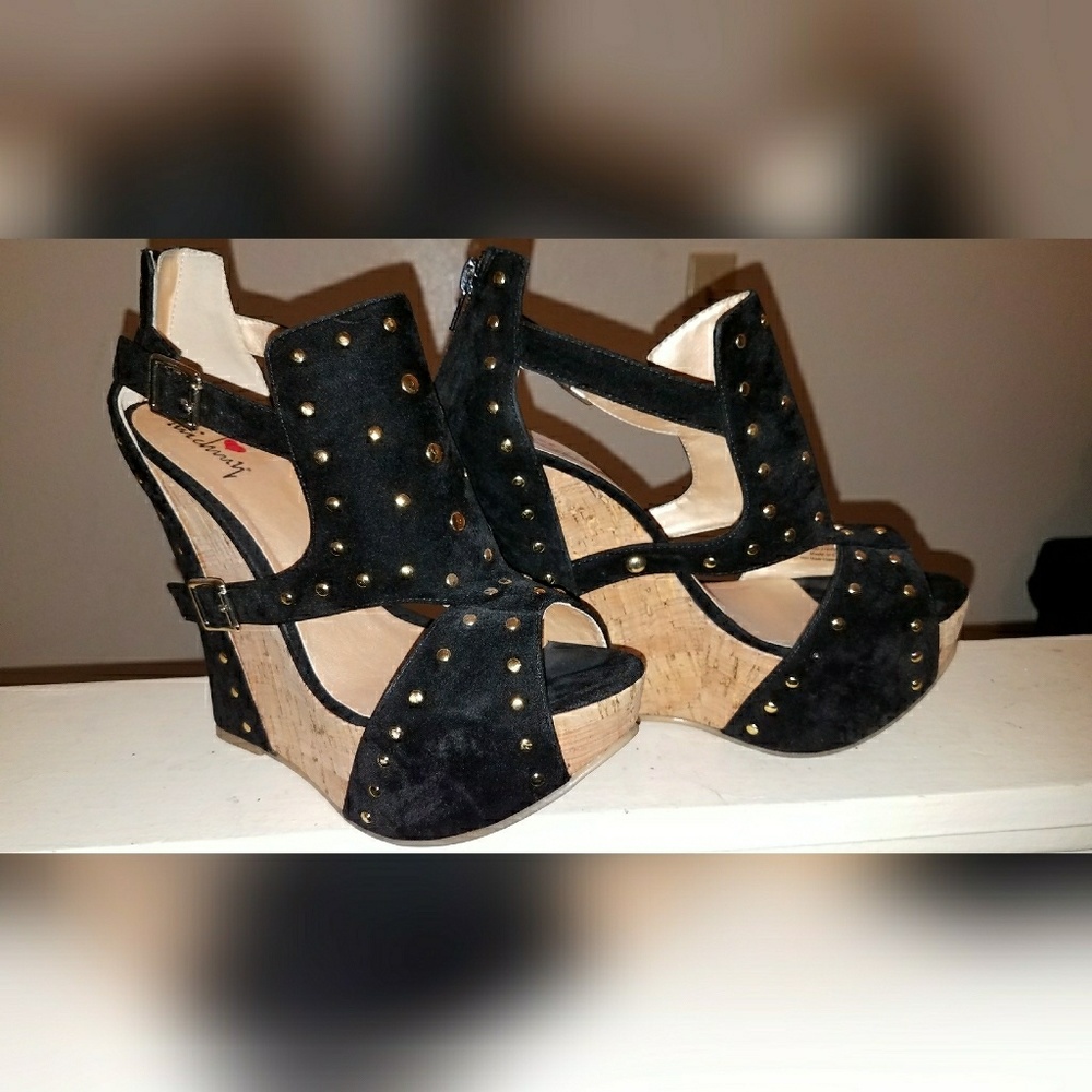 Luichiny Passion It Wedges