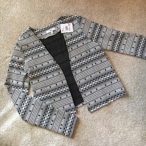 Jack ✨ Black and White Soft Bohemian Aztec Jacket