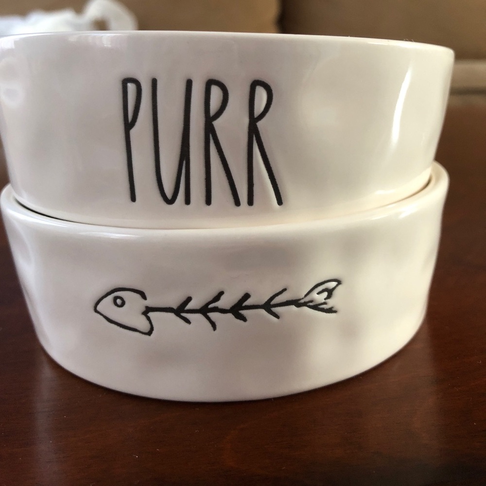 ✨2 RAE Dunn cat bowls!!✨
