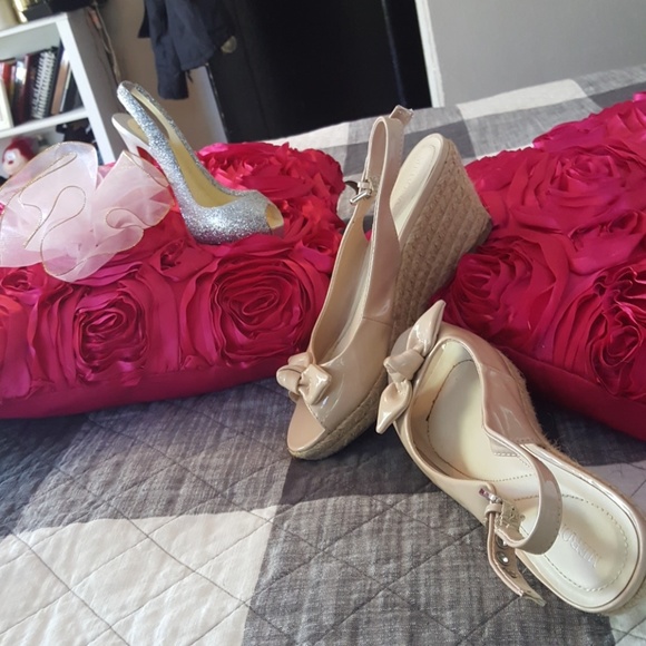 Shoes - Picture 2 of 3