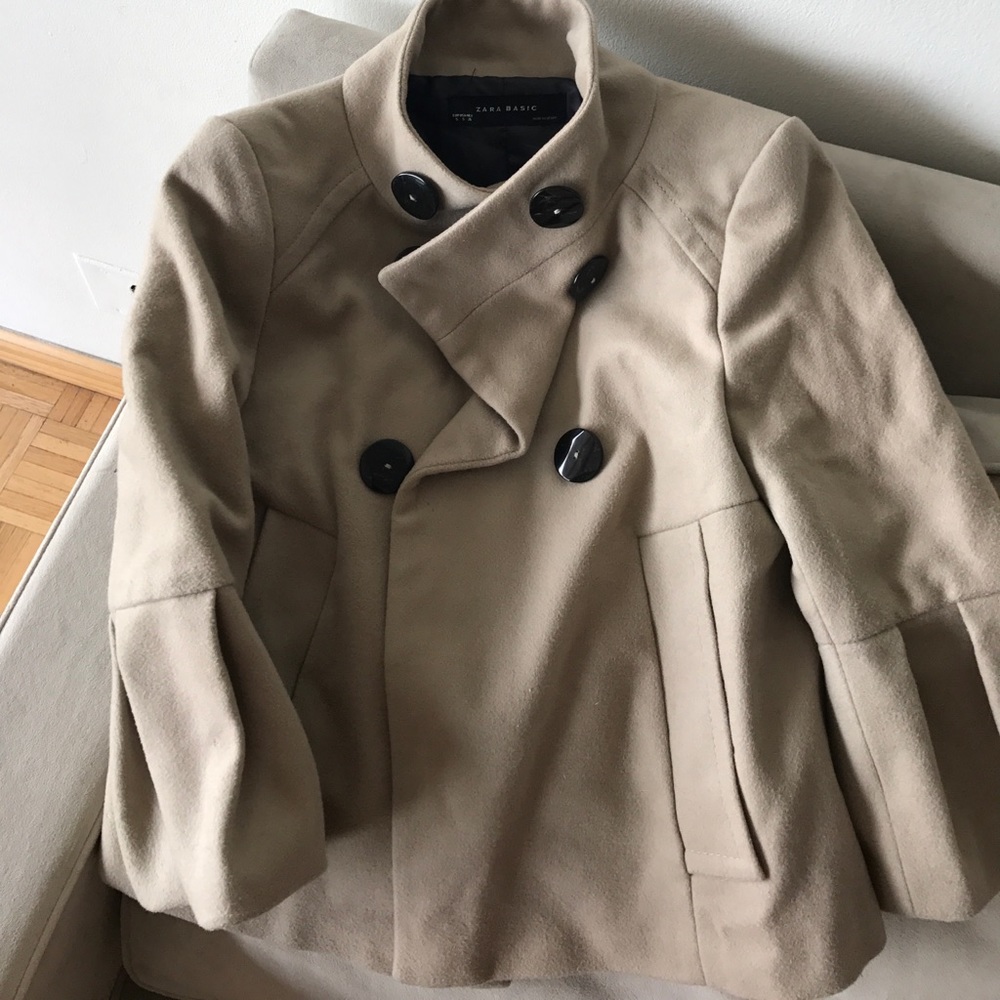 Zara Beige Crop Jacket