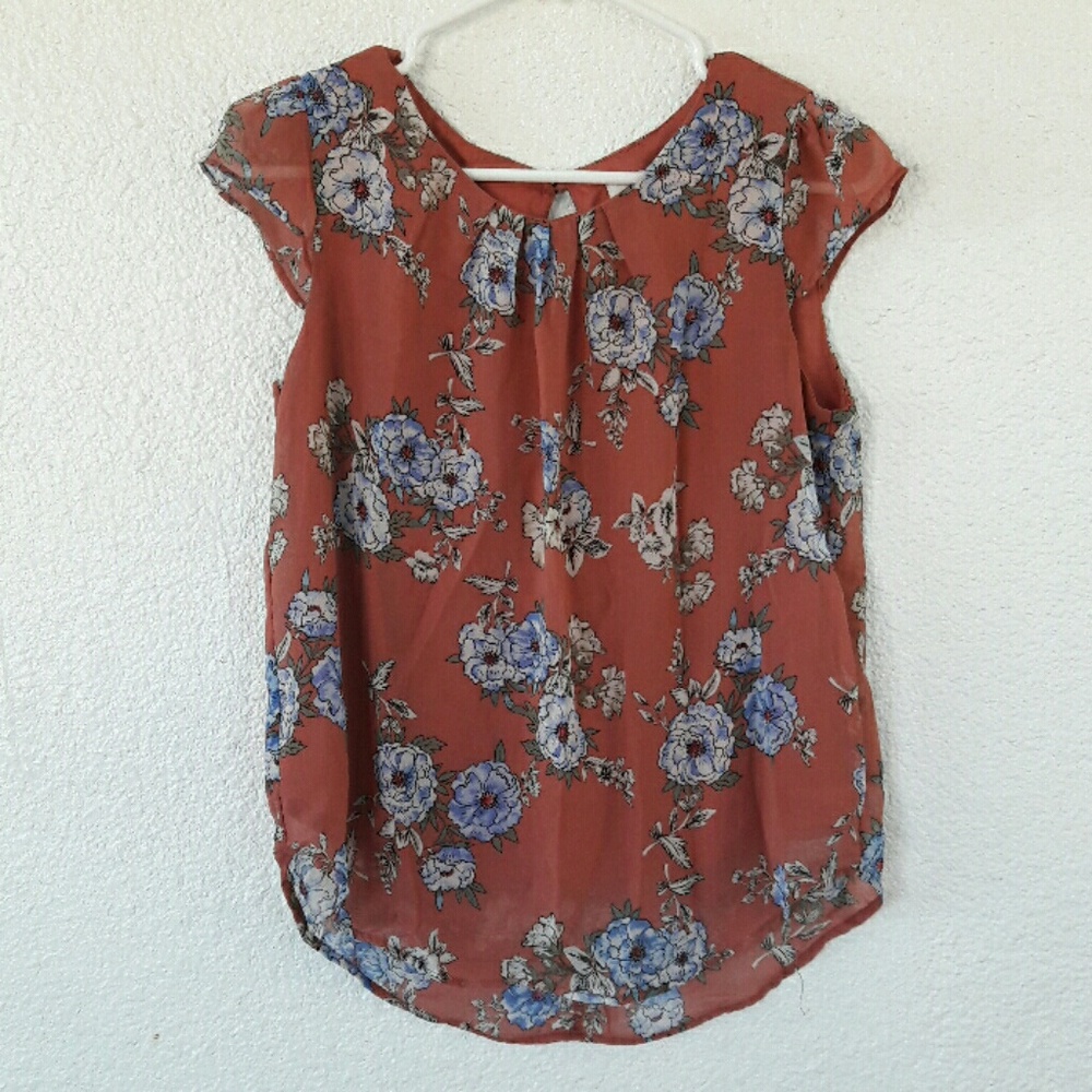 Twine & String Blush Flower Top