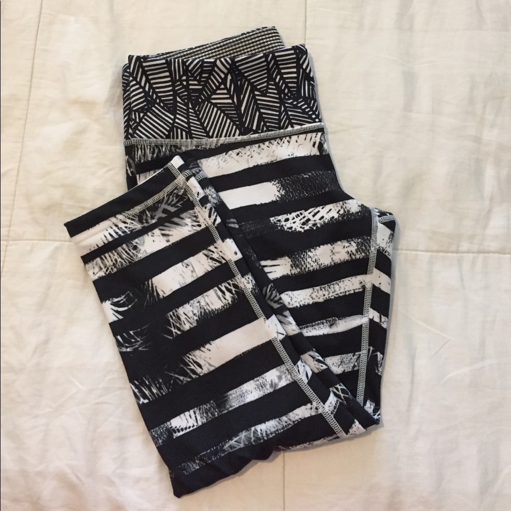 Lululemon workout pants