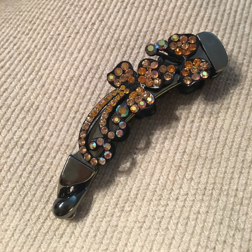 ✨NEW BEAUTIFUL HAIRCLIP✨Flawless✨