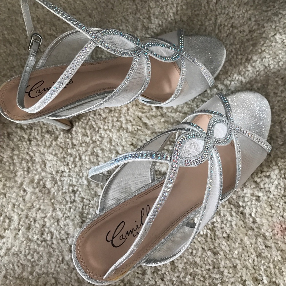 Dress shoes