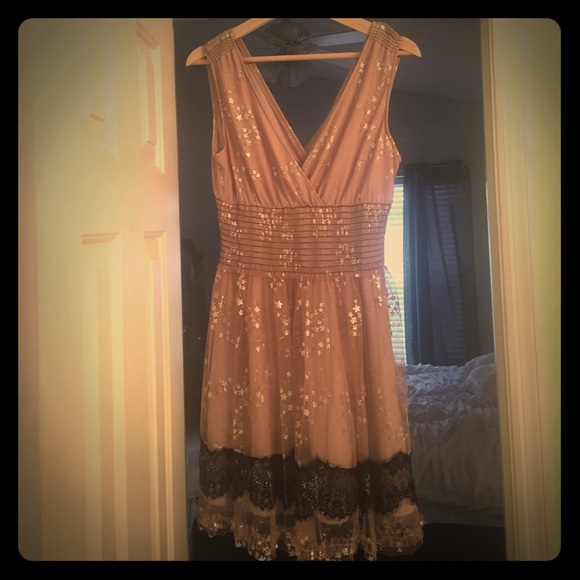 Pinky Dresses & Skirts - Sheer gold lace foil dress