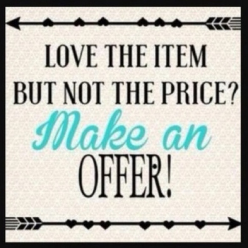 💕WILL ACCEPT ALL REASONABLE OFFERS 💕