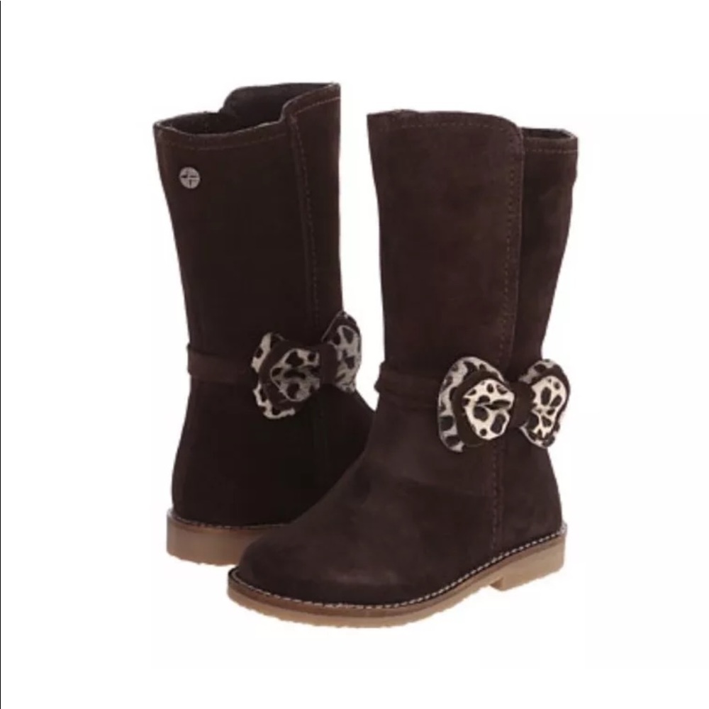 Pazitos cats and bow suede boots