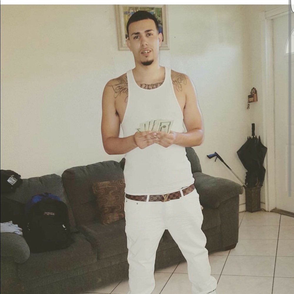 Meet your Posher, Jonathan