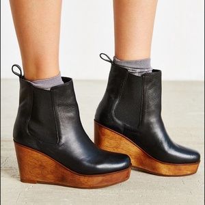 Kelsi Dagger Brooklyn Black Uber Wood Wedge