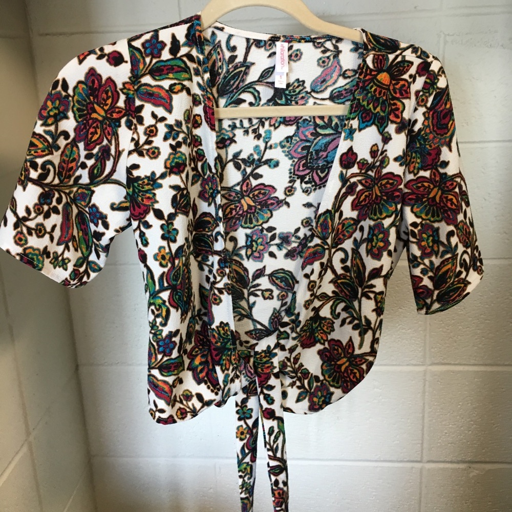 Floral Front-Tie Top