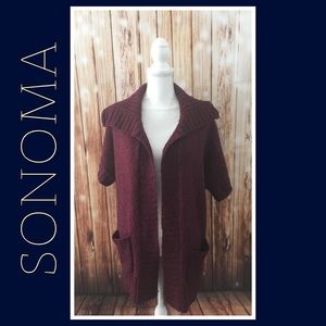 Short sleeve cardigan maroon pockets