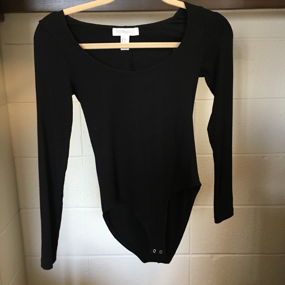 Forever 21 Black Scoop Neck Body Suit