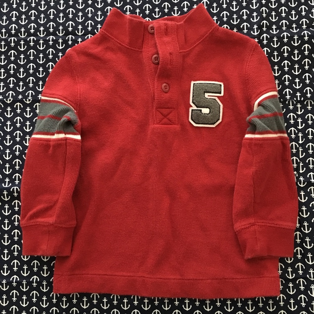 ⭐️Red/Navy Extended Quarter Button Collar Pullover