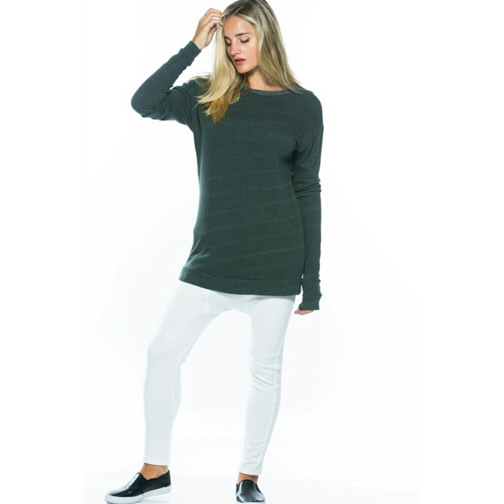 LAST ❤⭐ Cutout Back Hunter Green Sweater - Picture 2 of 6