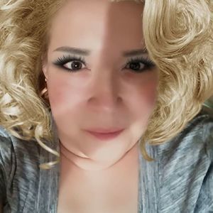 Meet your Posher, Astridmercy chavez