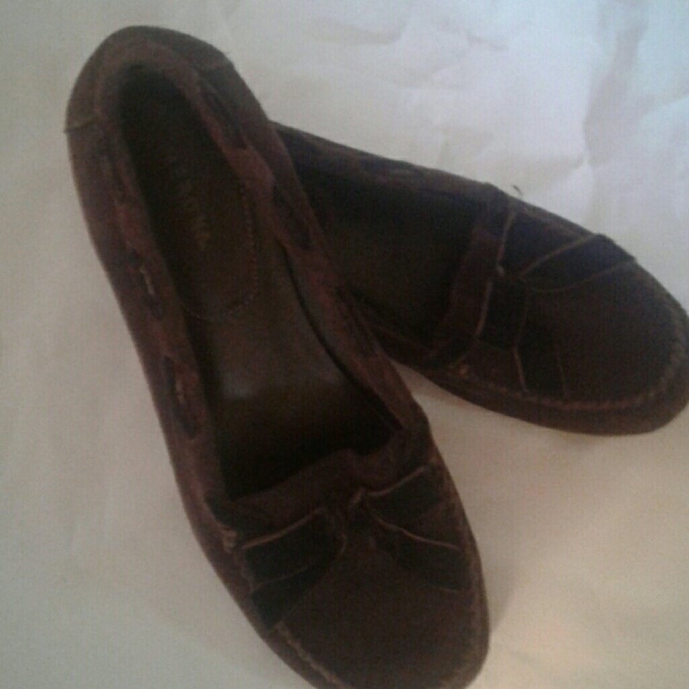 Women's merona leather uppers