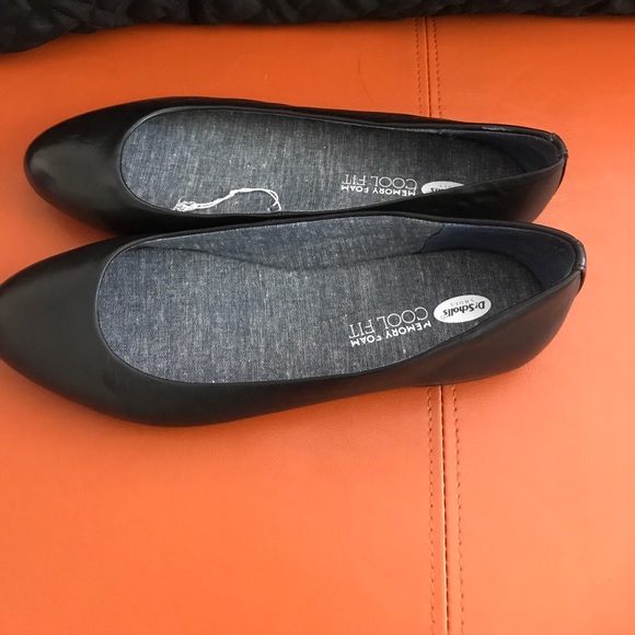 Shoes - Picture 2 of 3