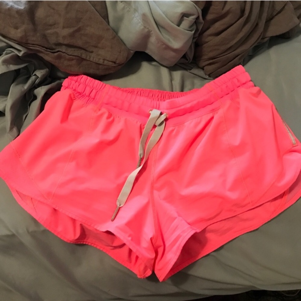 SOLD!! Lululemon hotty hot shorts!!