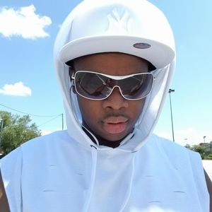 Meet your Posher, Isaiah