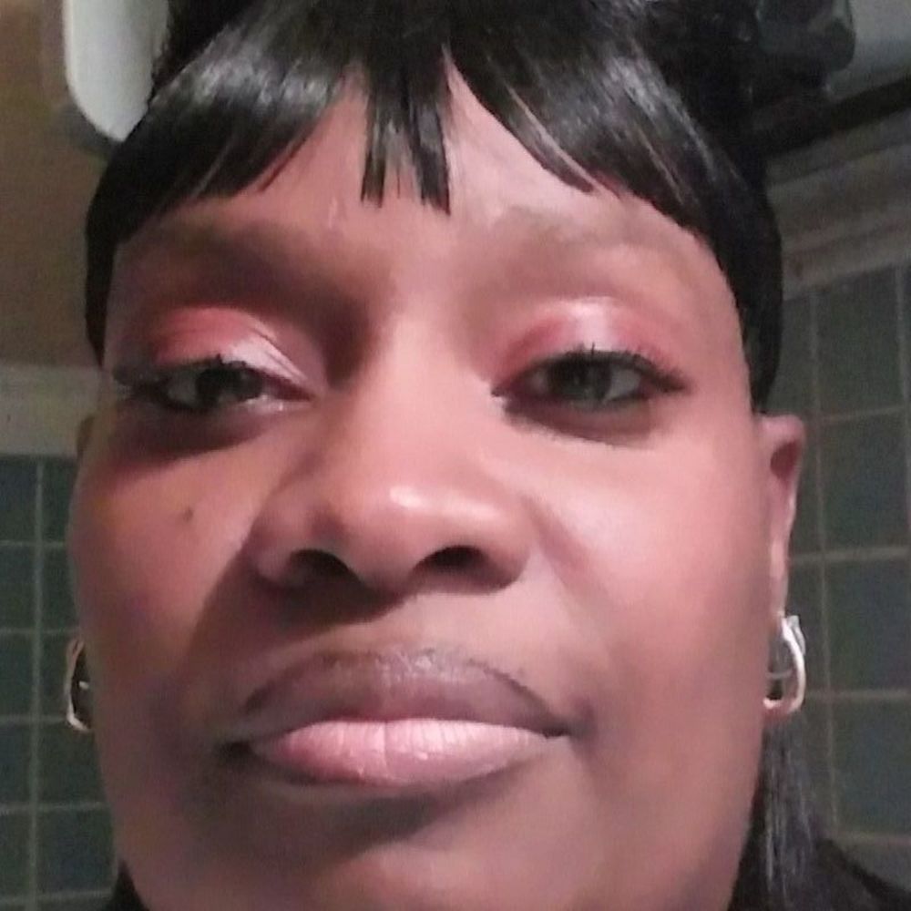 Meet your Posher, Marcia