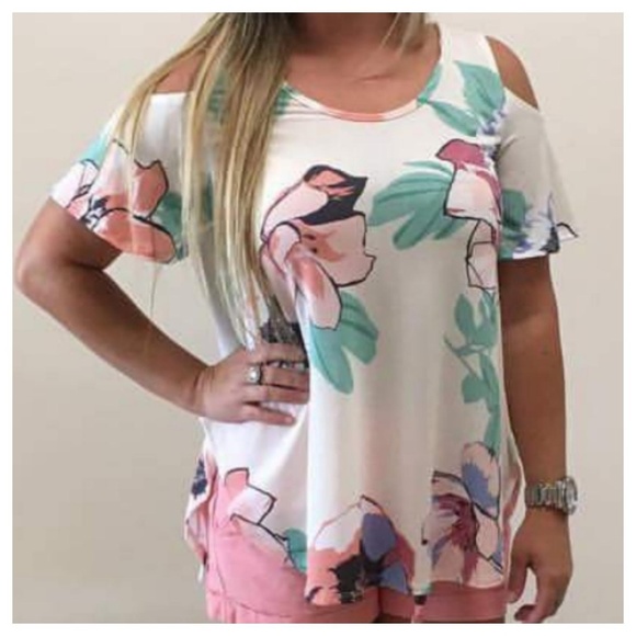 Lime n Chili Boutique Cold Shoulder Top - Picture 2 of 4