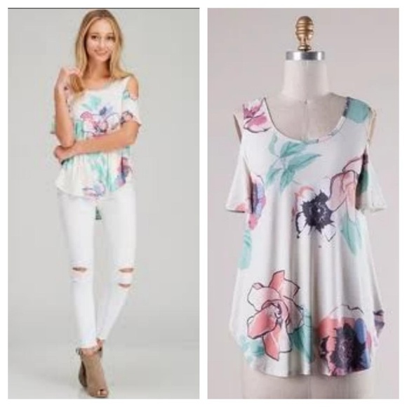 Lime n Chili Boutique Cold Shoulder Top - Picture 4 of 4